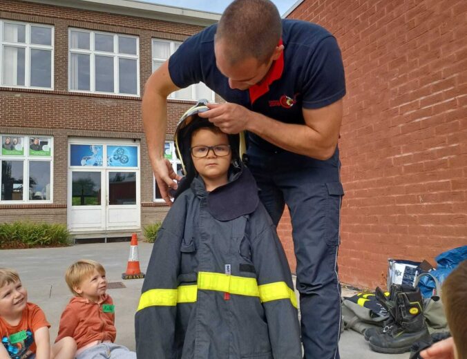 Heyo vakantiekampen Bij de brandweer 5
