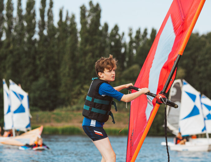 Heyo vakantiekampen windsurfen en watergames 2